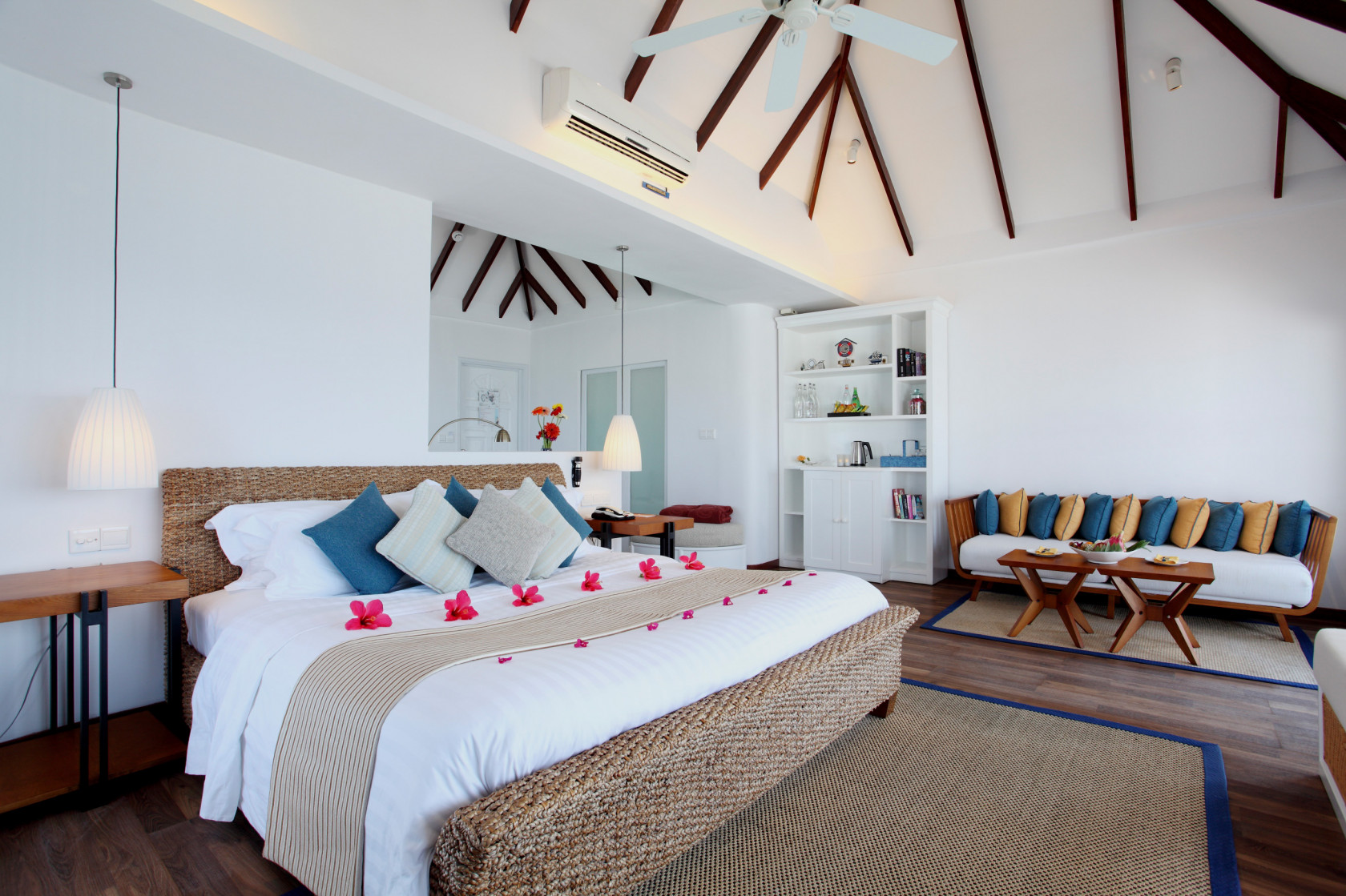 Centara Grand Island Resort Spa Maldives 5